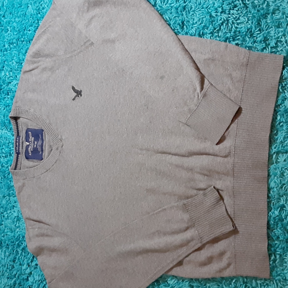 American eagle sweather